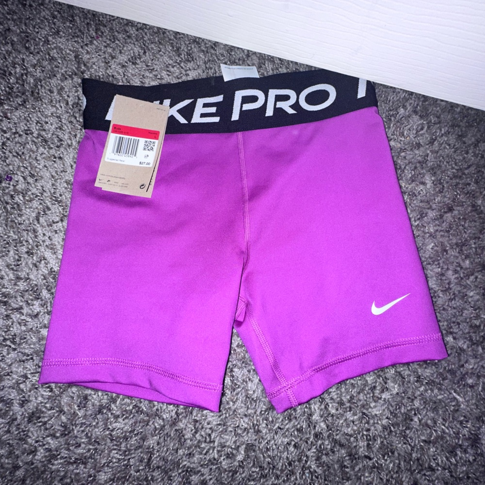 Nike Pro Magenta Shorts